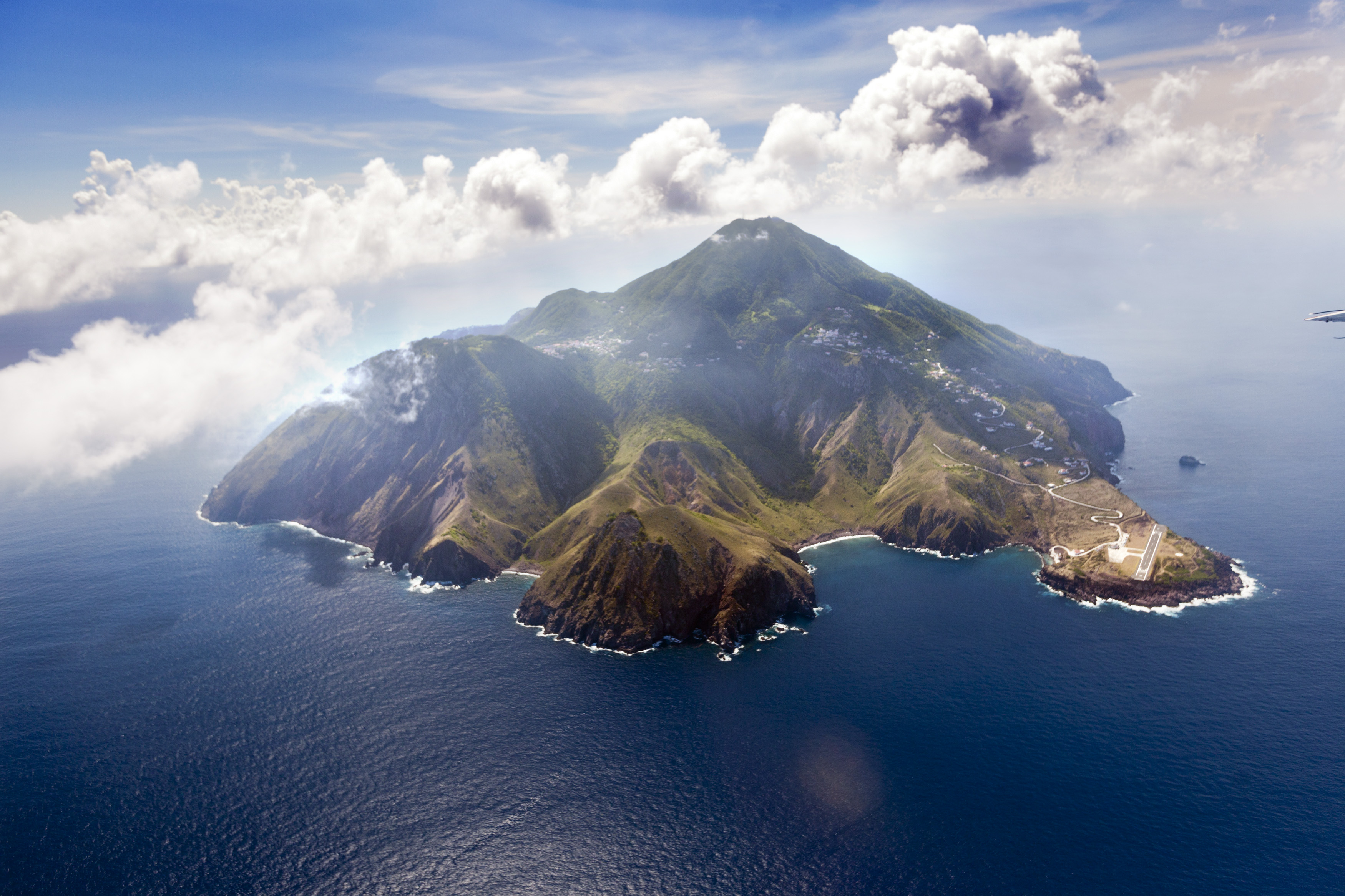 the-best-travel-guide-to-saba
