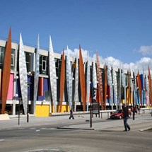Shopping center, the Centre Beaulieu