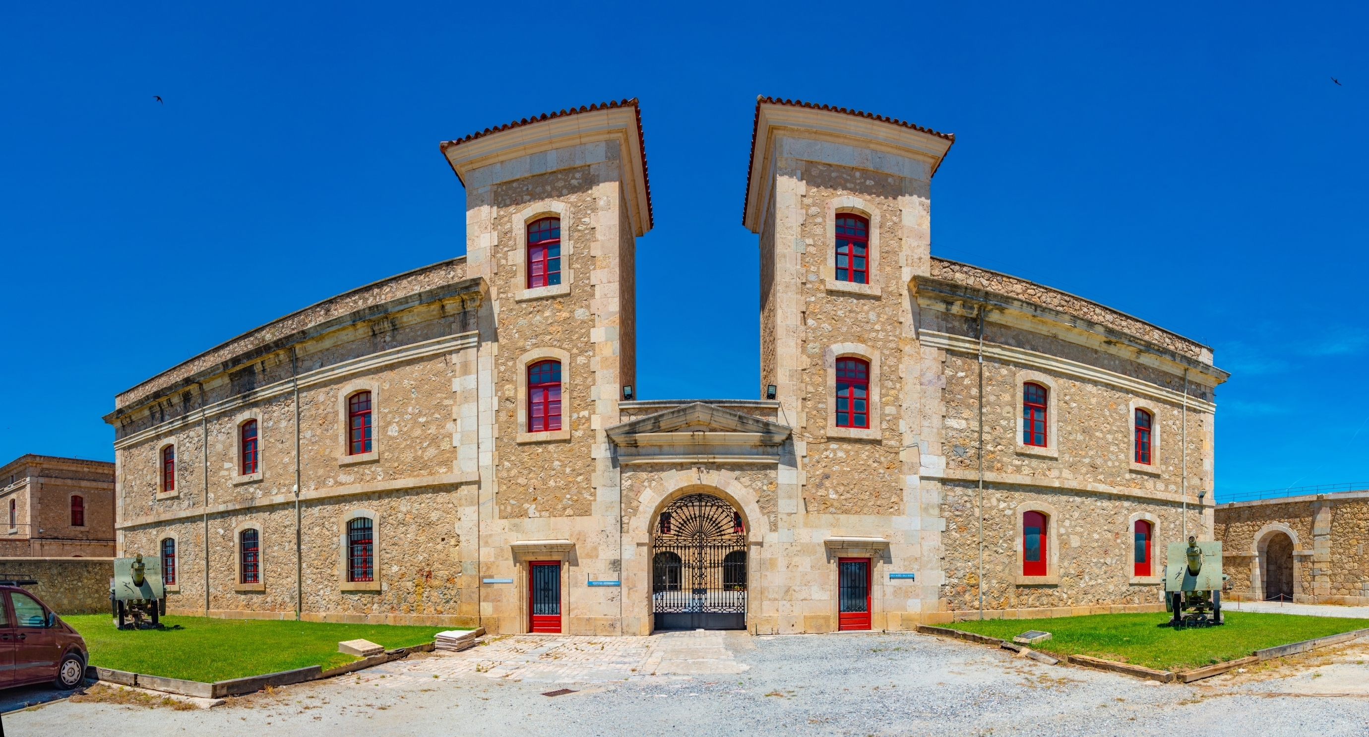 Castell de Sant Ferran in Spanish town Figueres. Castell de Sant Ferran in Spanish town Figueres.
