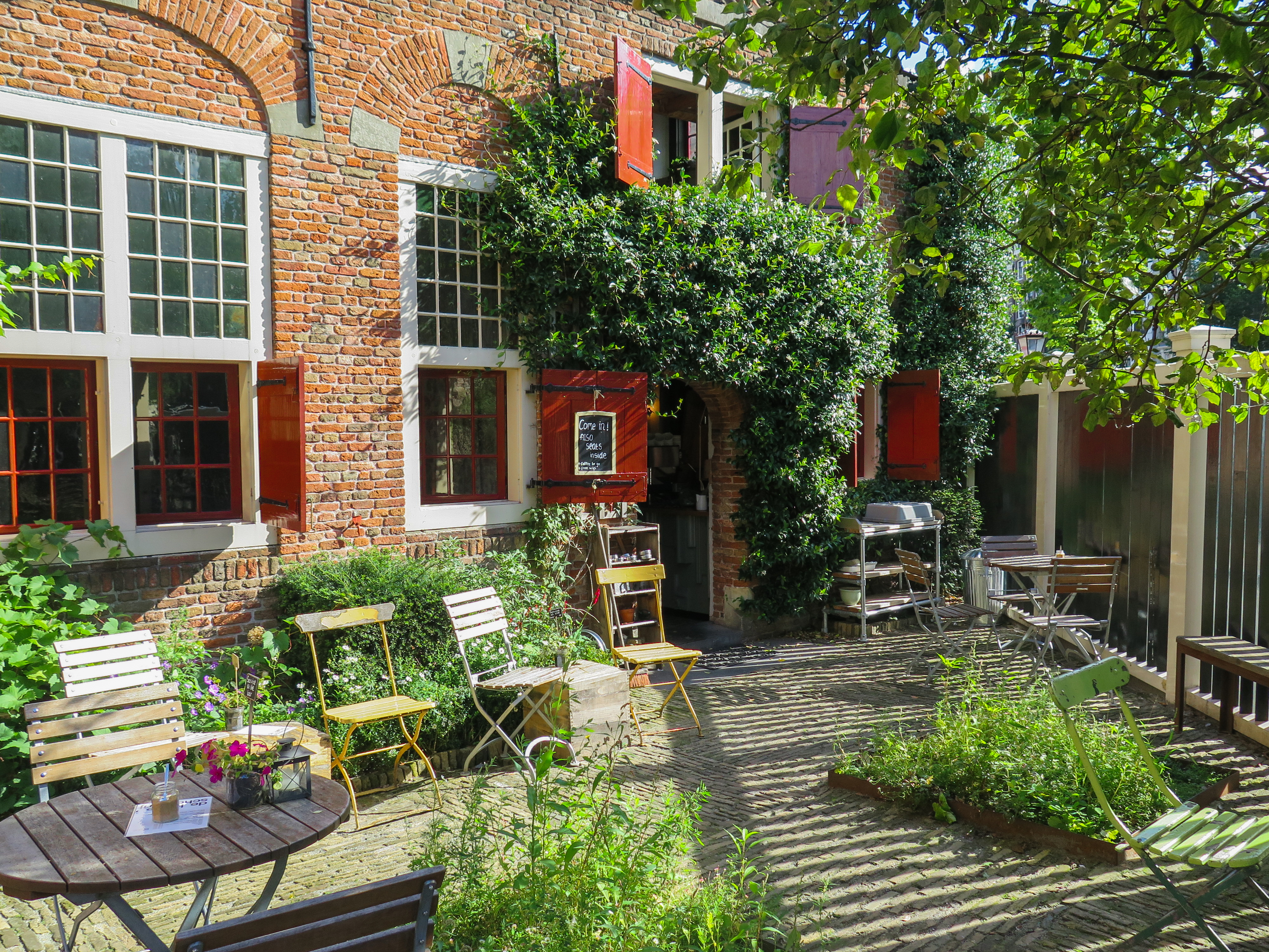 Garden ambiance at Old Church Amsterdam, the Netherlands