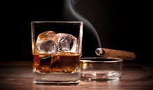 La Casa Cigars and Lounge