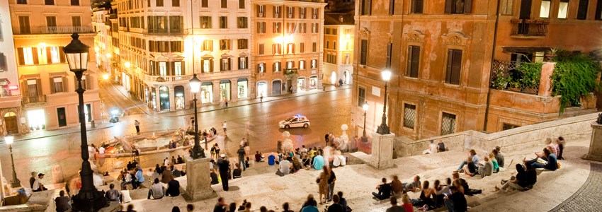 Night view at Piazza di Spagna from upstairs horizontal