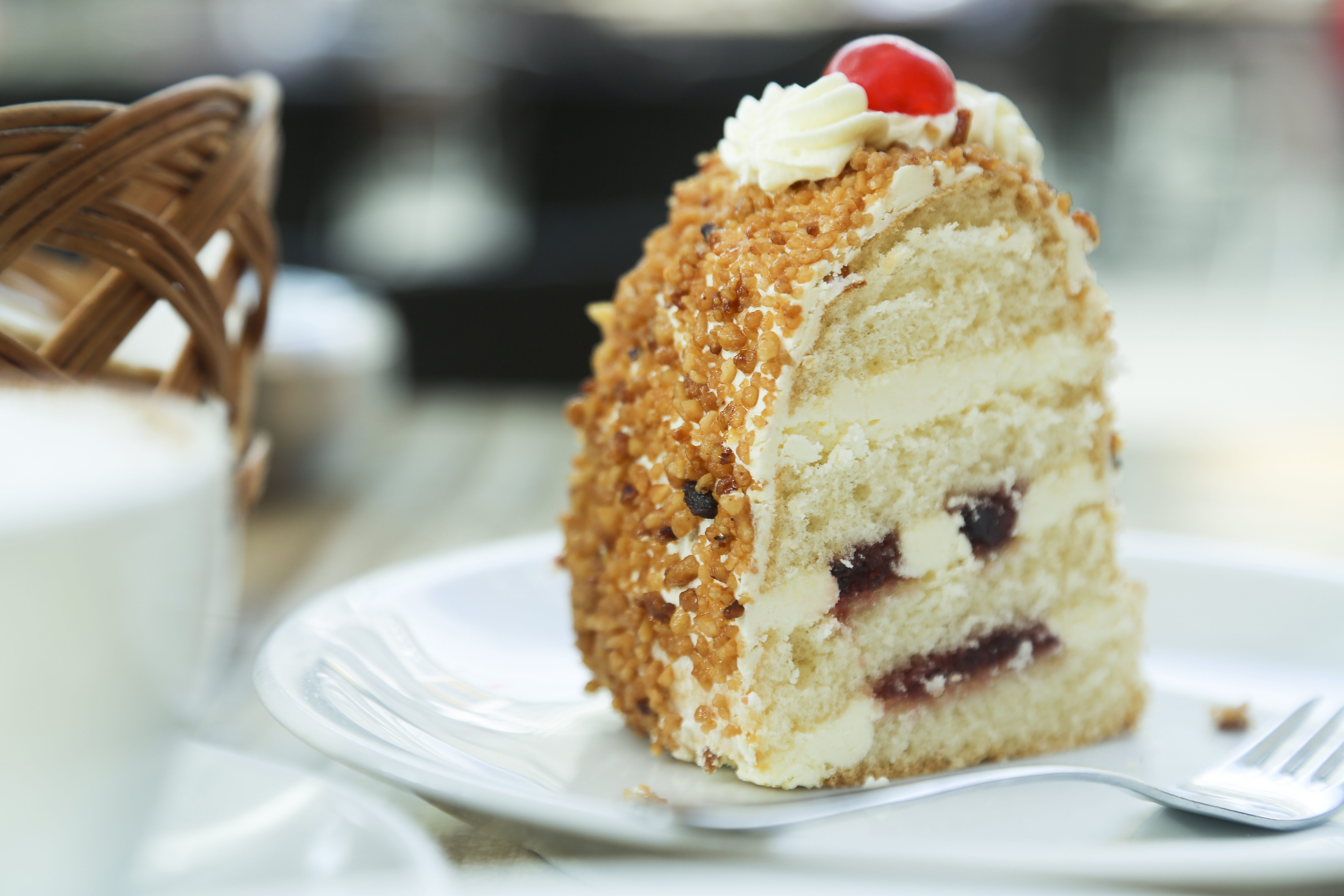 A wreath-shaped butter cake from Frankfurt. Frankfurter Kranz.