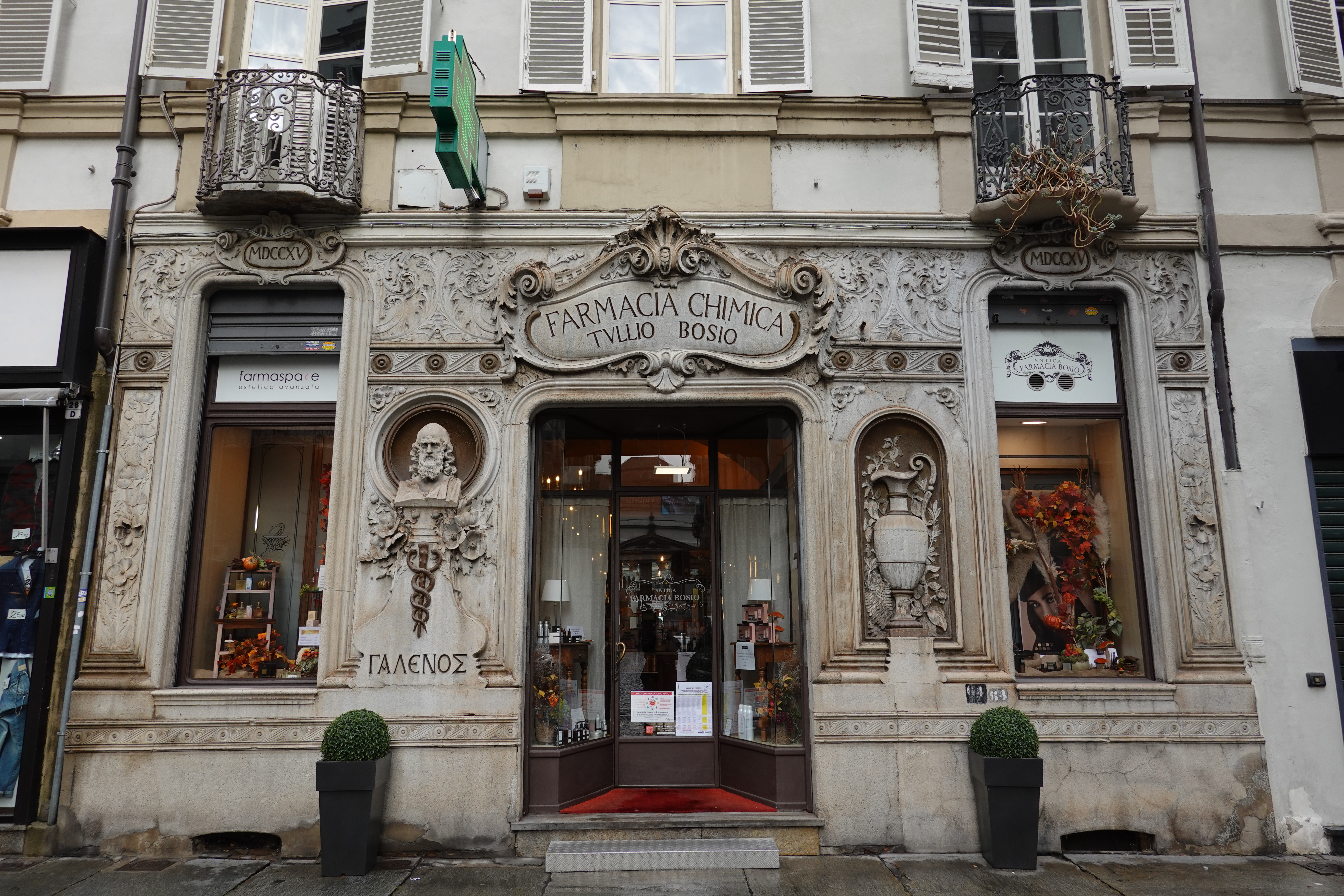 Farmacia Chimica, Via Giuseppe Garibaldi, Turin