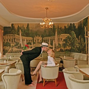 Munich Uniglobe Golden Empire Travel