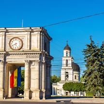 Triumphal Arch & Nativity Cathedral