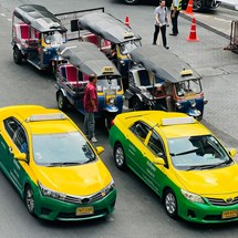 Taxi