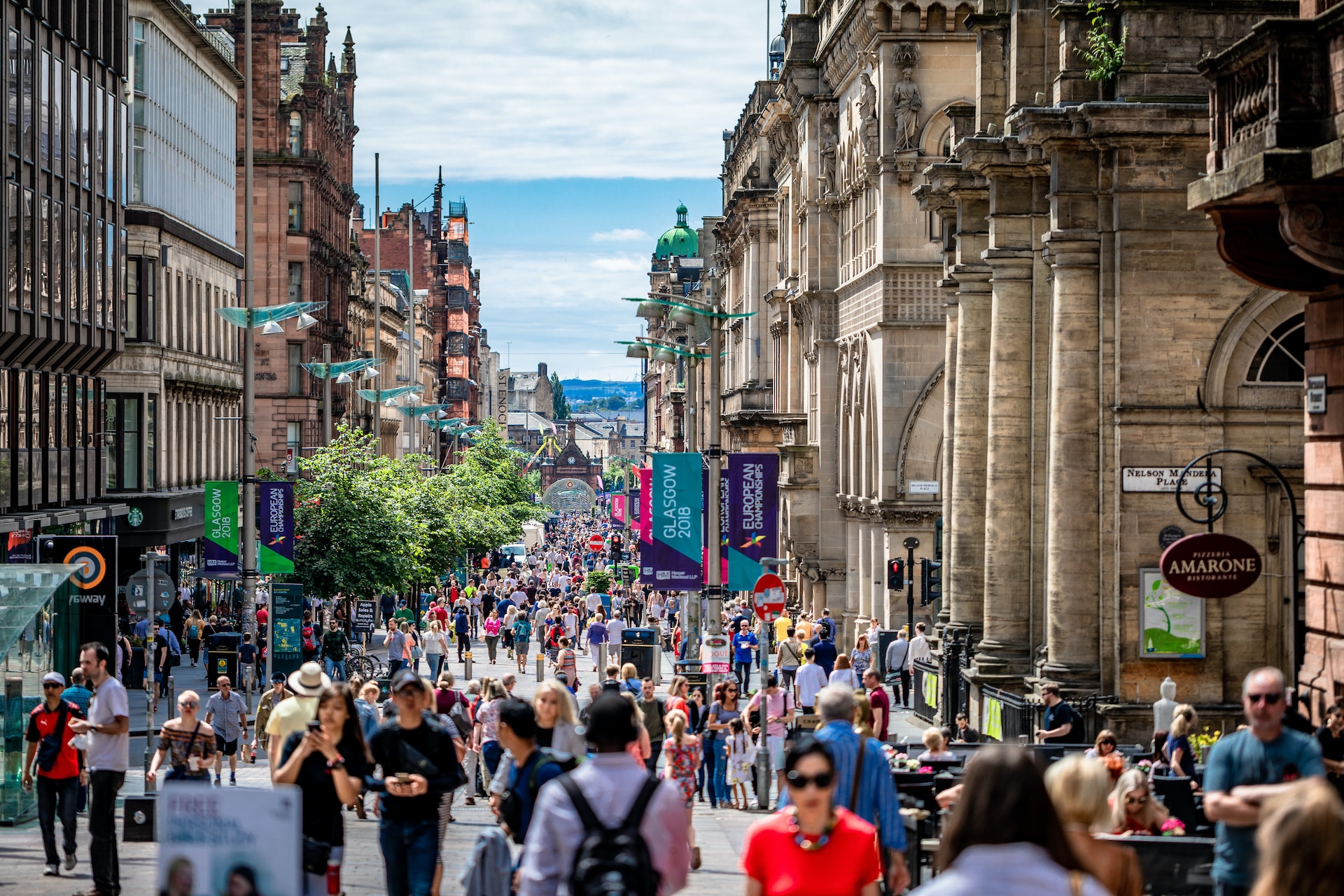 glasgow buchanan street with people