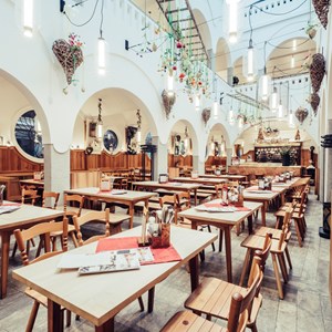 Munich Uniglobe Travel Partners Pacific Northwest