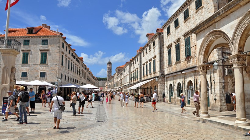 AAA Travel Guides - Dubrovnik, HRV