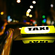 Taxi