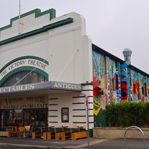 Victory Café