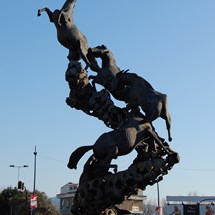 Los Caballos Monument (The Horses)