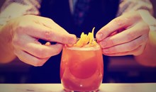 PK Cocktail Bar — Fira