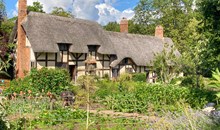 Shakespeare's Stratford-upon-Avon & Cotswolds Tour from London