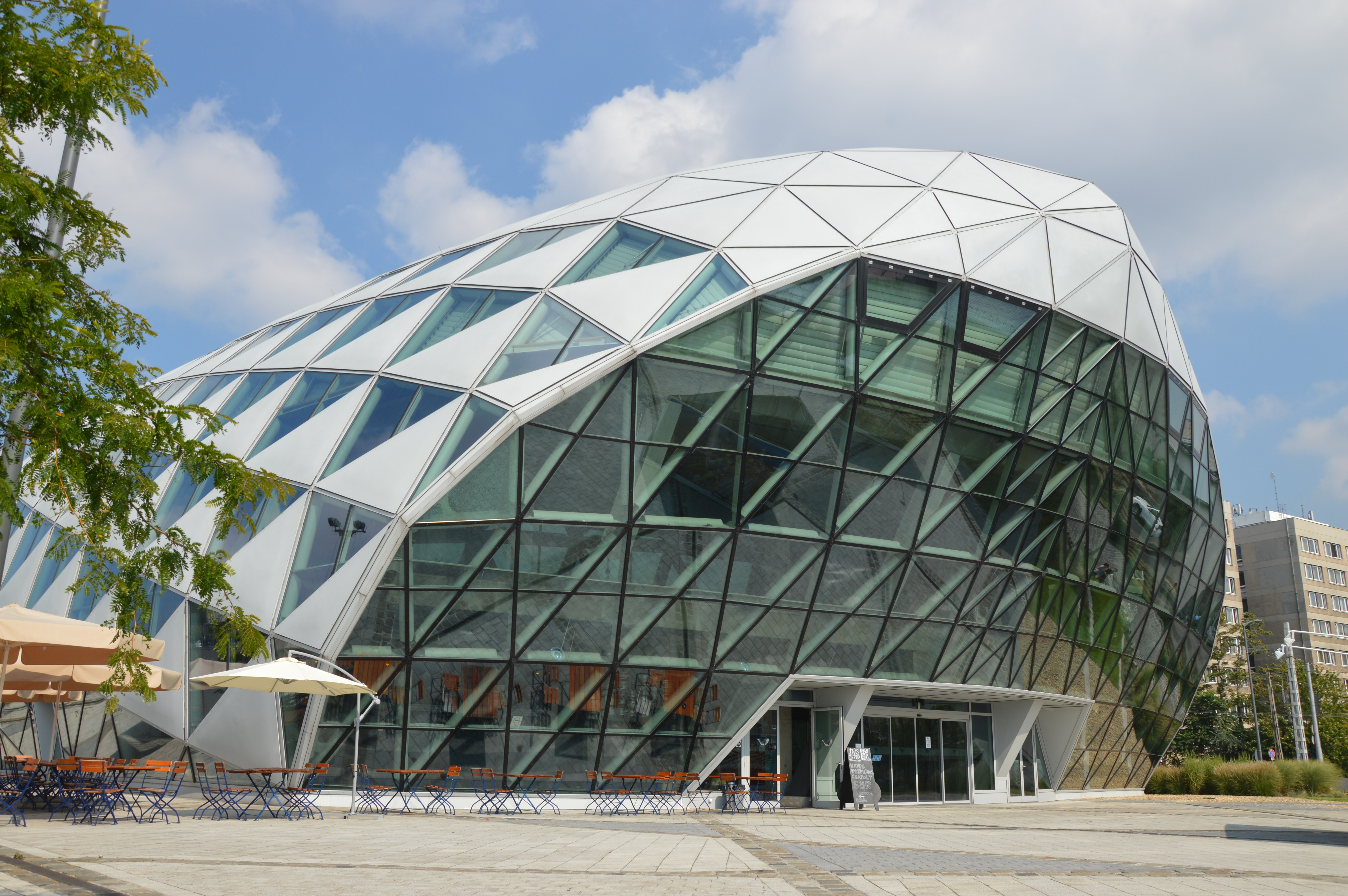 bálna complex in budapest