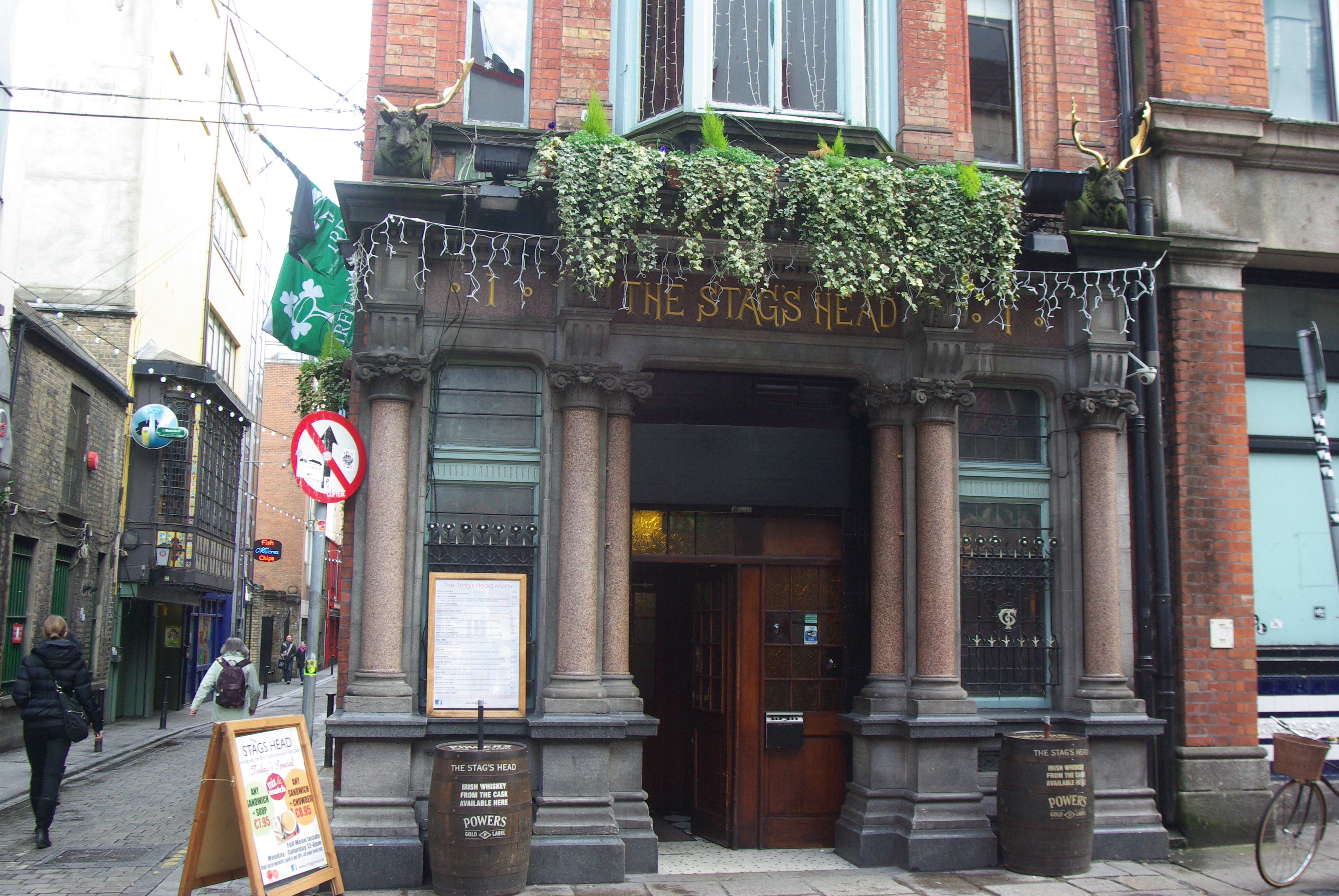 Stag's head pub