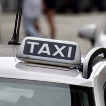 Taxi