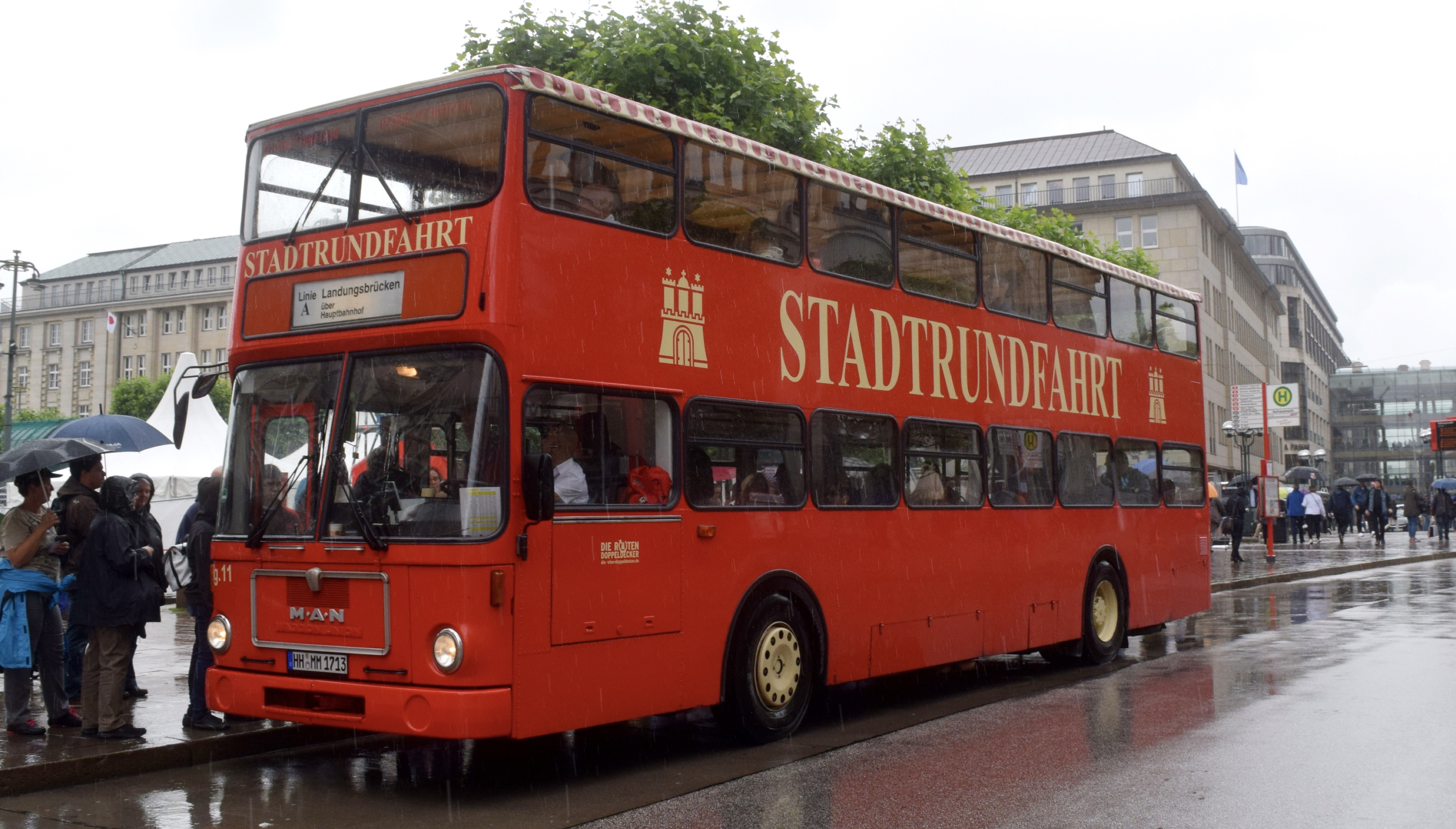 Hamburg Stadtrundfahrt, Die Roten Doppeldecker