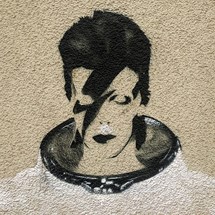 Get Closer to David Bowie