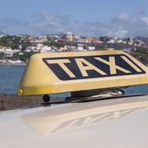 Taxi