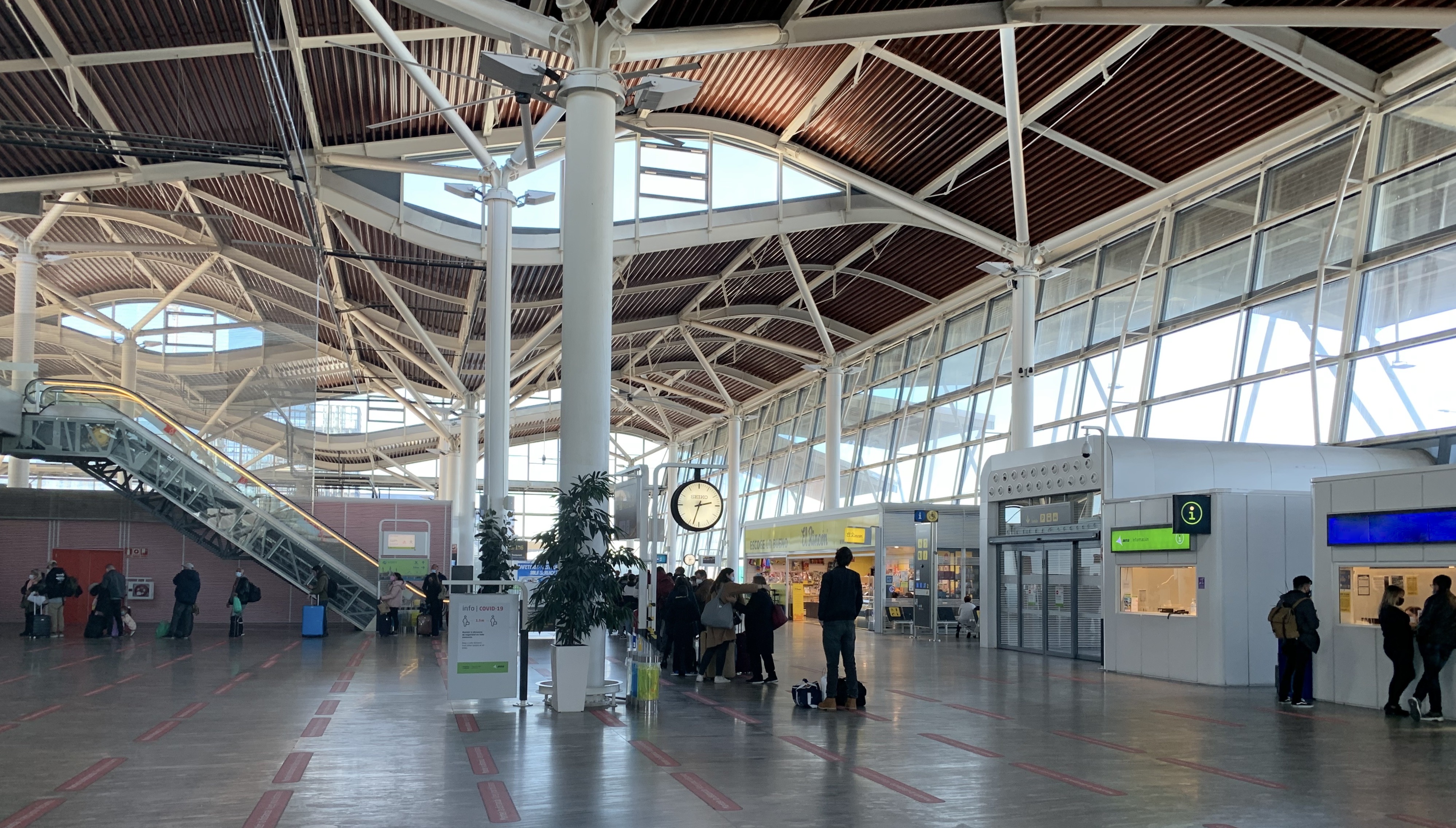 Zaragoza Airport terminal