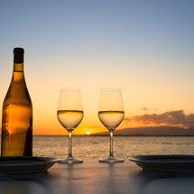 Nar Beach & Bistro