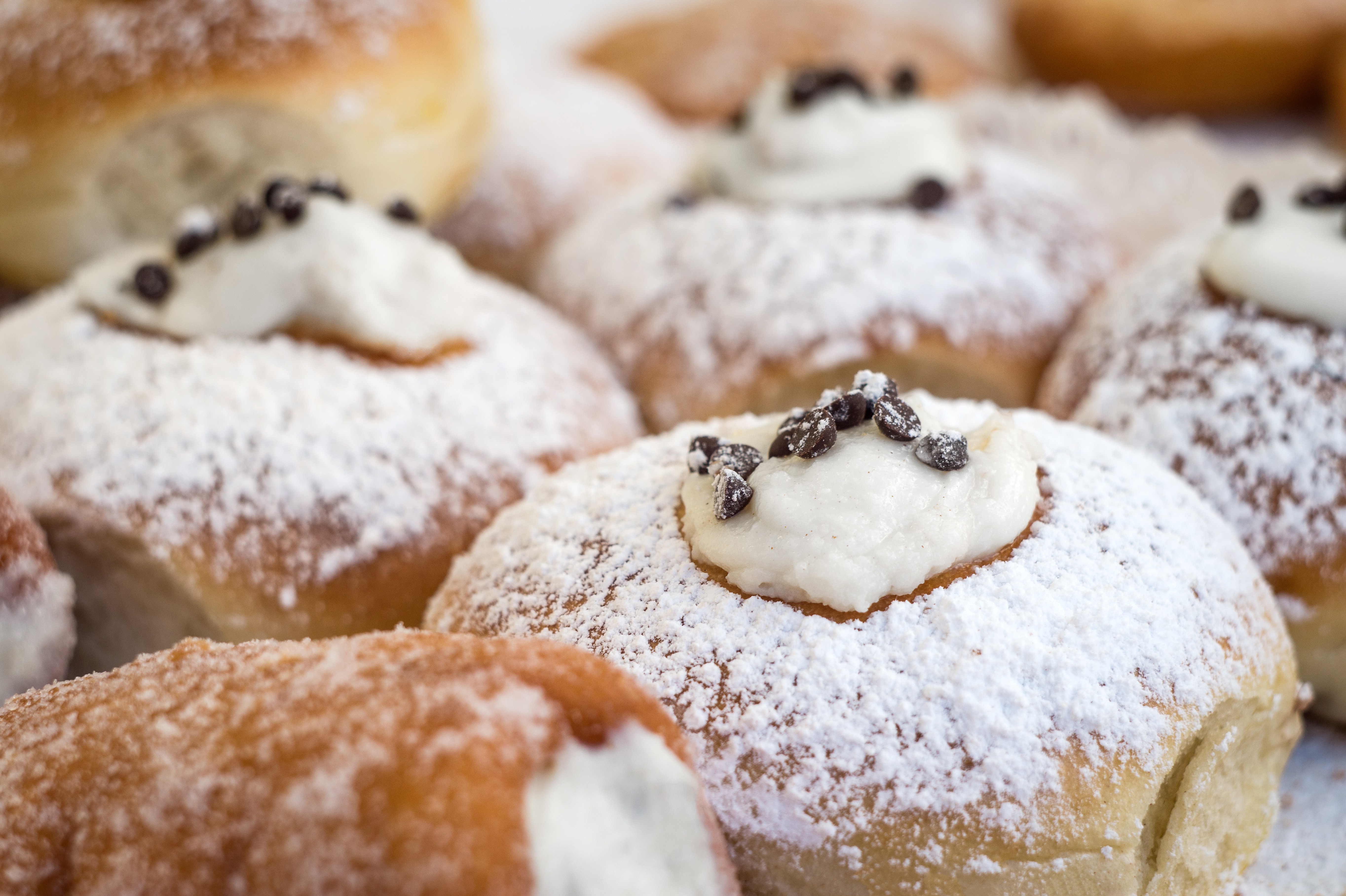 Sicilian sweet pastry with ricotta cream and chocolate