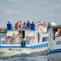 Tours and excursions by boat!