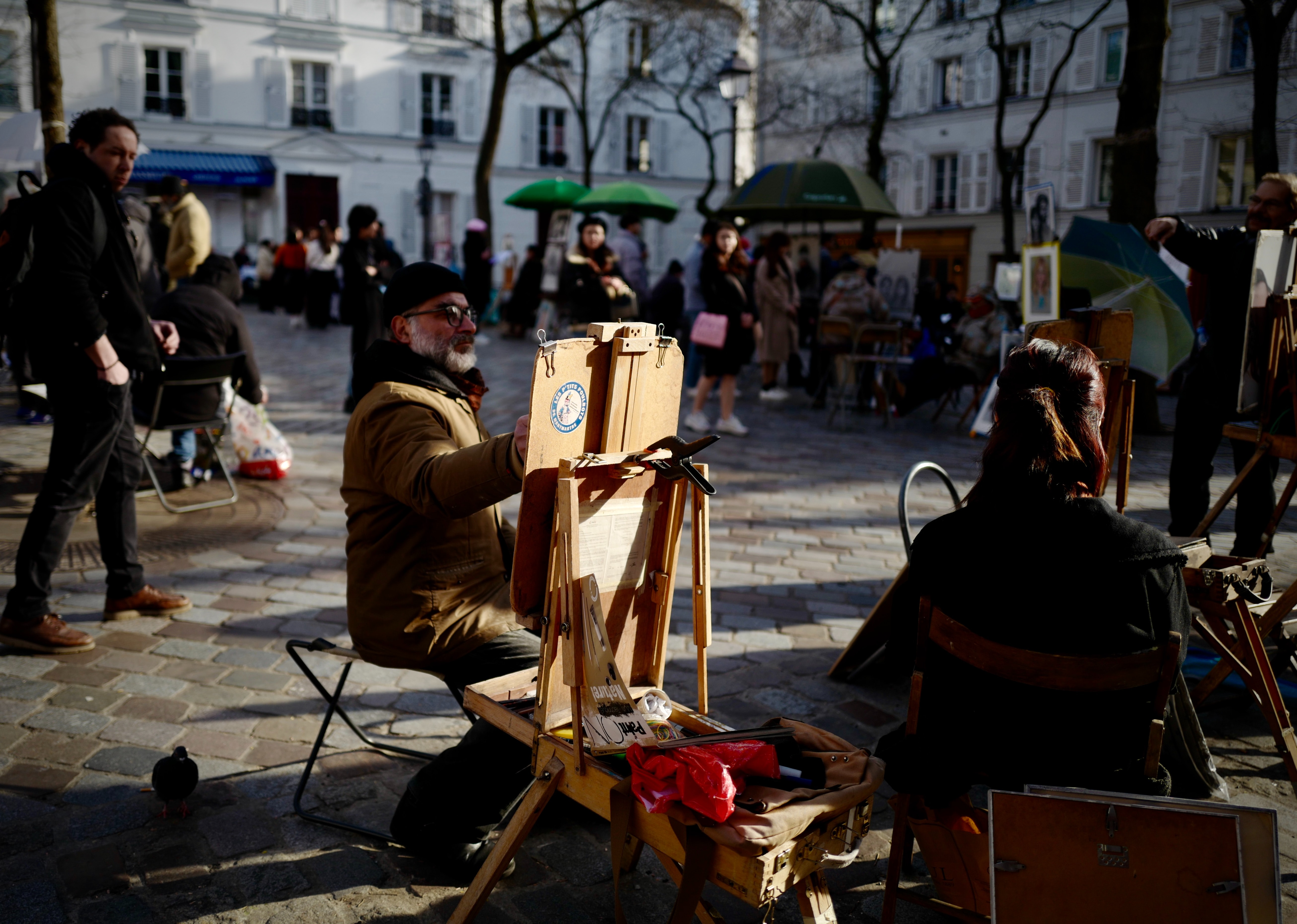 Painter in the Montmartre district, Paris