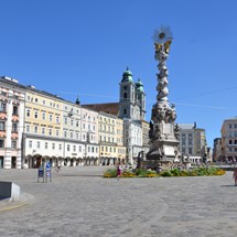 Hauptplatz Main Square & Landstraße
